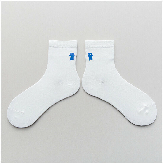 Popular trendy simple and cute cartoon bear women's cotton socks, mid-calf socks, sports socks [white socks blue bear] [one size fits all]