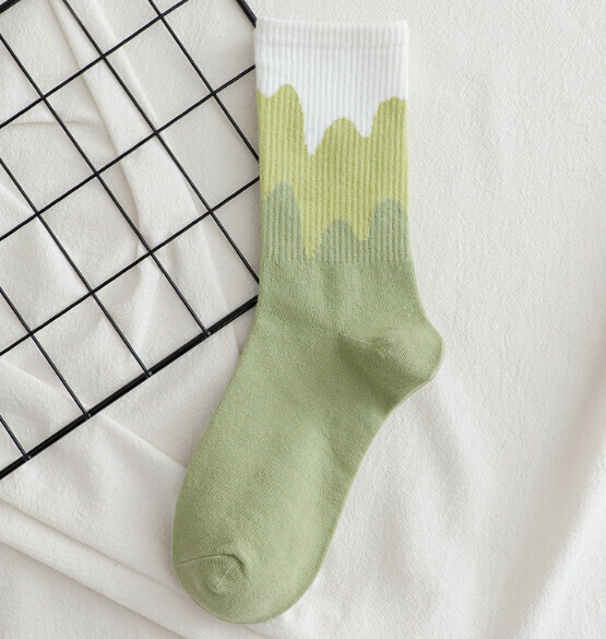 Popular Korean style spring and autumn simple and cute ice cream women's medium stockings [bean green] [one size fits all]