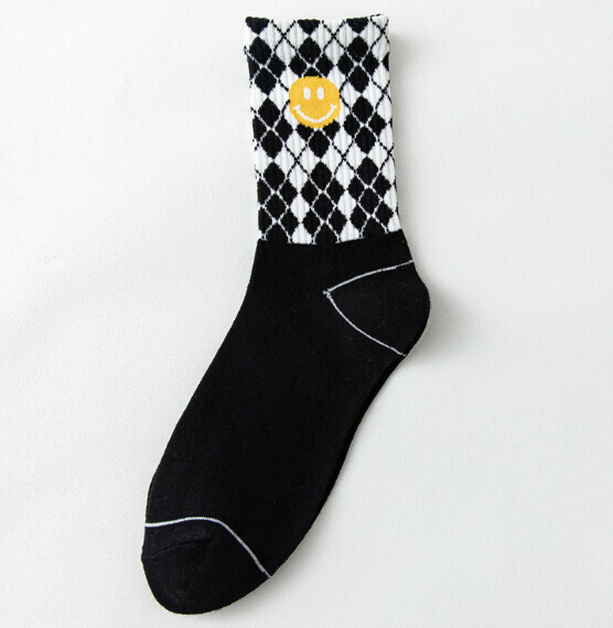 Popular women's mid-length socks for all seasons, Zhuji socks, cotton socks [black and white color matching] [one size fits all]