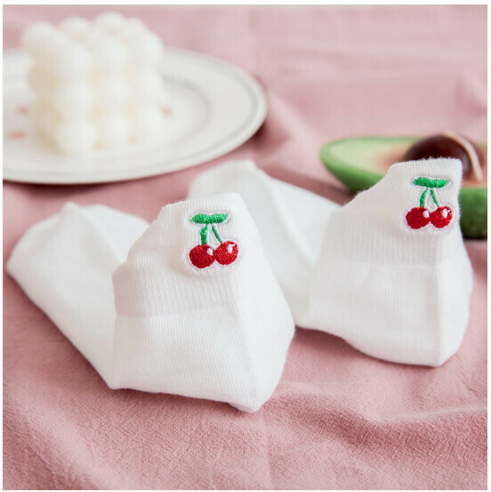 Popular spring and summer thin women's short-tube fruit embroidered shallow boat socks student cotton socks [cherry] [one size fits all]