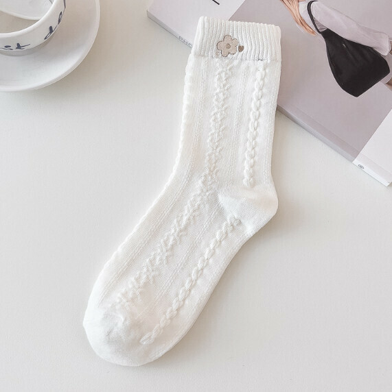 Hot style versatile embroidered mid-high cotton socks for girls [small flower] [one size fits all]