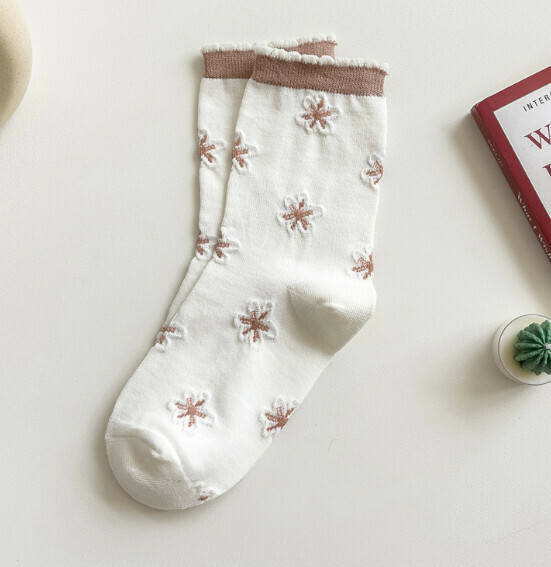 Popular trendy three-dimensional women's cotton socks, jacquard floral all-season socks, bubble lace socks [coffee] [one size fits all]
