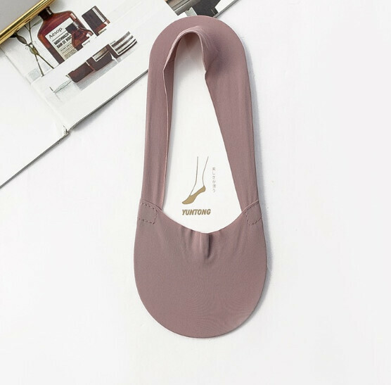 Popular anti-slip, non-falling, ice silk thin invisible women's socks, short socks, boat socks [grape purple] [one size fits all]