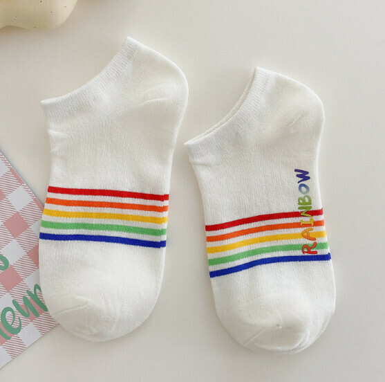 Hot style simple and versatile low-top shallow mouth cotton socks, women's boat socks [thin white strips] [one size fits all]