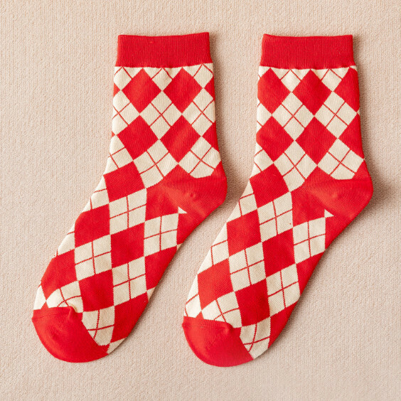 New style red socks for wedding couples, men and women, mid-calf cotton socks [diamond check] [one size fits all]
