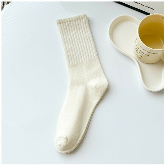 New men's and women's four-season high-top pastoral style trendy dopamine pile socks, cotton socks, sports socks [milk white] [one size fits all for men and women]