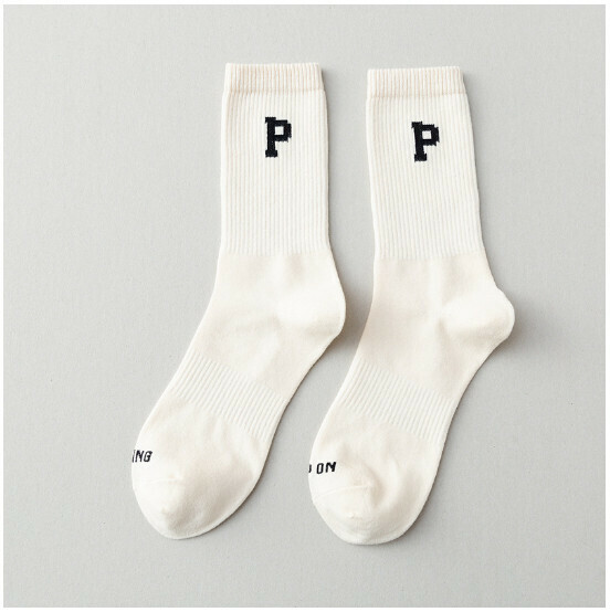 New style mid-length trendy socks for men and women, basketball socks, letter cotton socks [milk white] [one size fits all]
