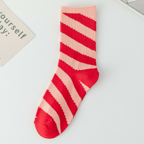 New Four Seasons Diagonal Wide Stripe Color Matching Mid-calf Women's Socks Trendy Cotton Socks [Red] [One Size Fits All]