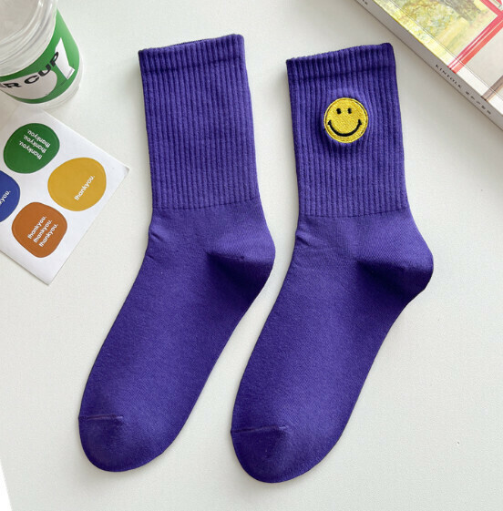 New style embroidered smiling face women's socks, trendy mid-calf sports cotton socks [Purple] [One size fits all]