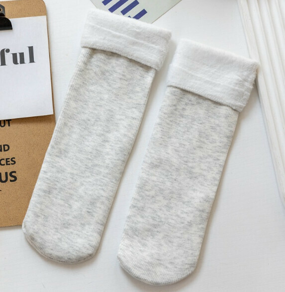 New velvet and thickened warm mid-calf snow socks, long-tube floor socks [white] [one size fits all]