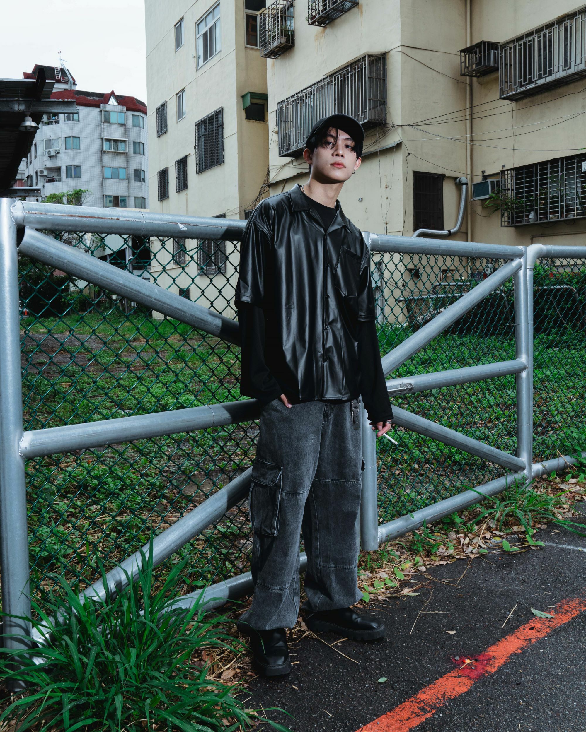 SIMON MADE TS-2421 0.02 皮革 BOXY 古巴 襯衫