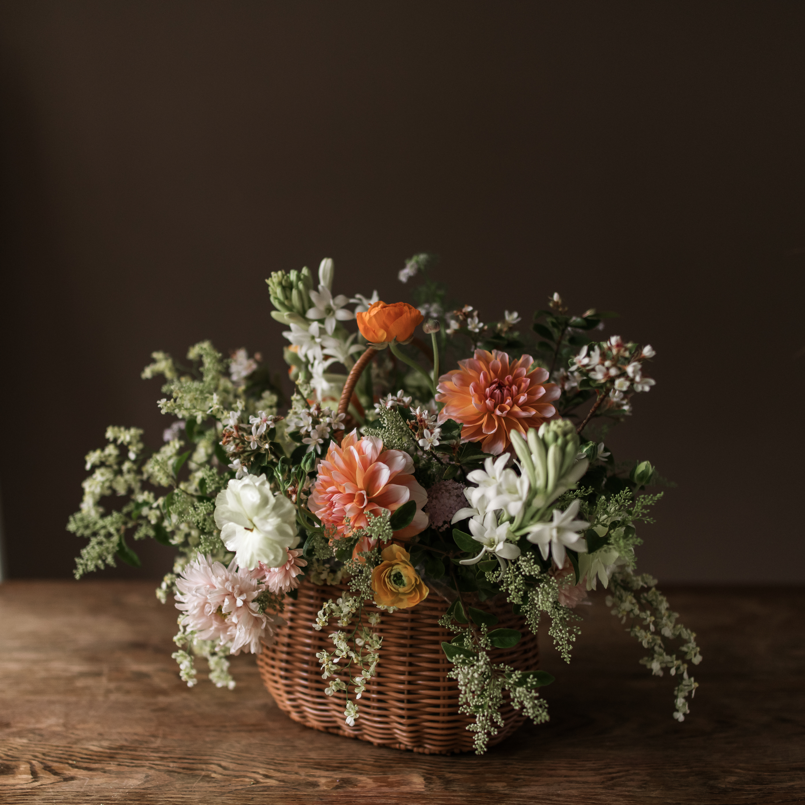 果籃女孩 | 花籃