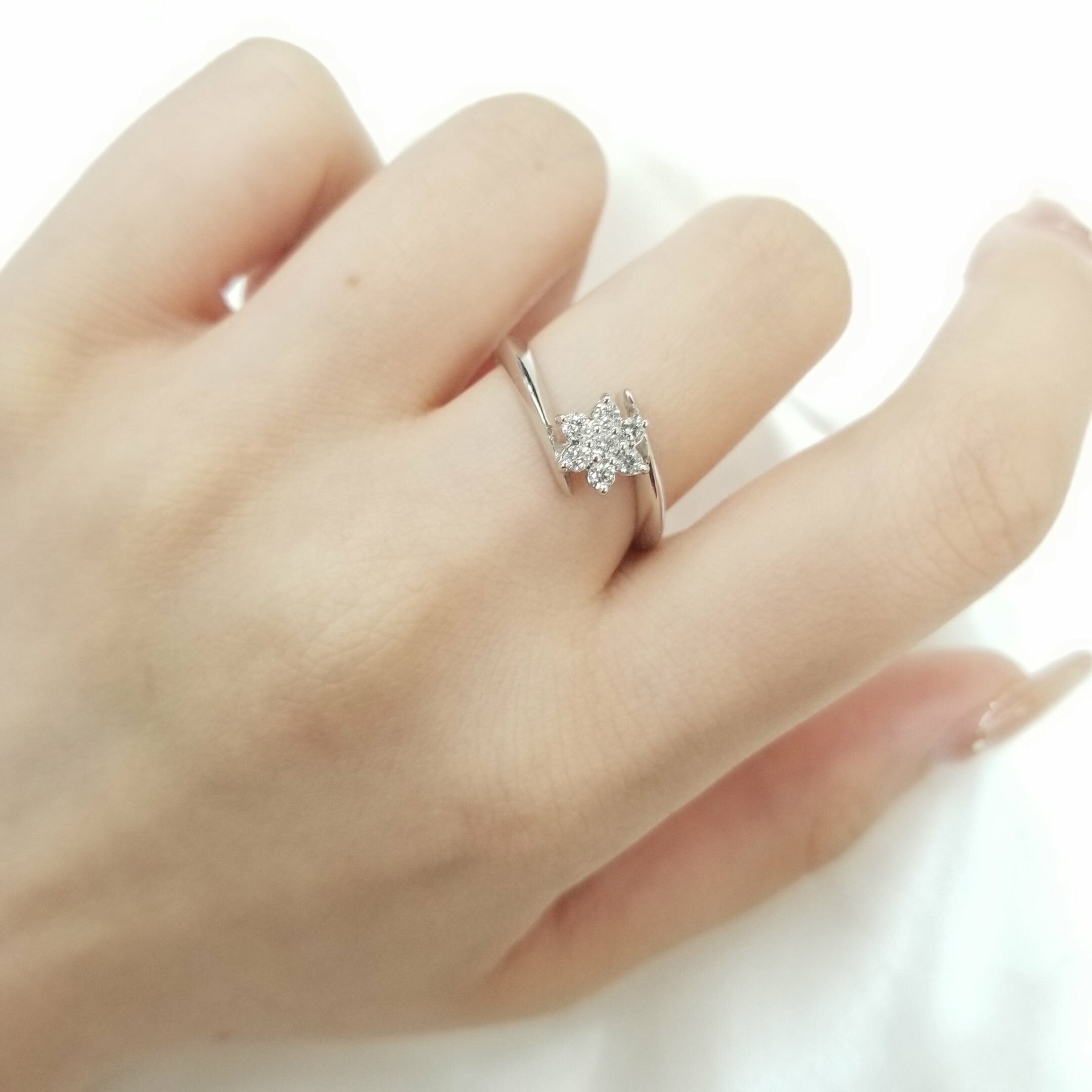 全新18K白金20份鑽石戒指