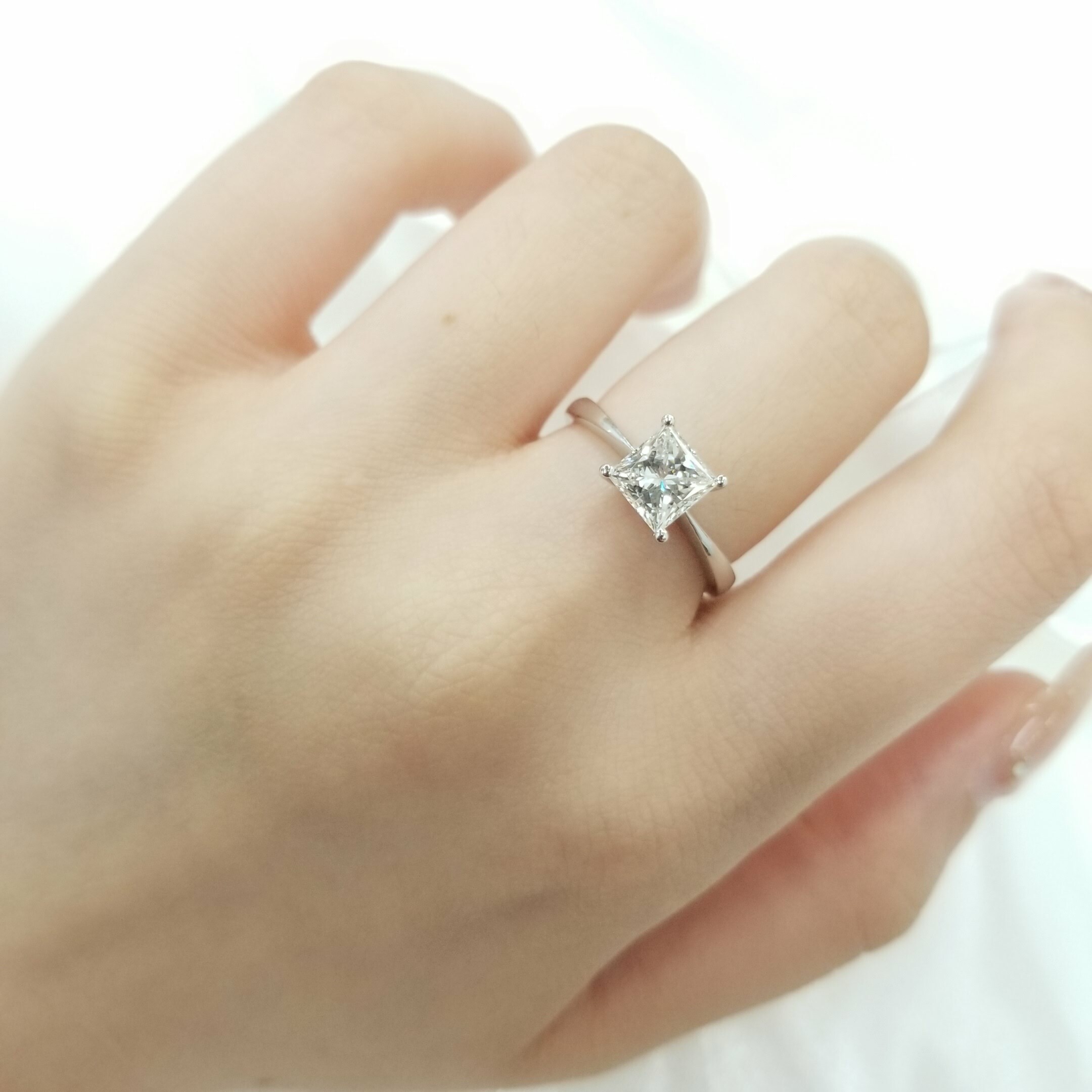 18K White Gold 1.13ct Princess Cut Diamond Ring