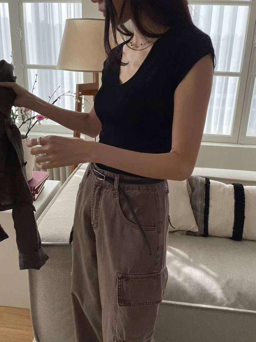 [現貨] Nova 素色羅紋V字上衣 [ 4色 / Free ]