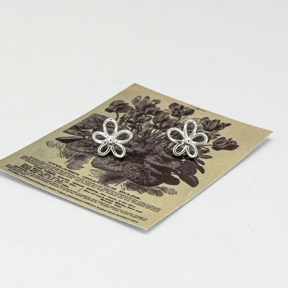 鏤空花圈・純銀耳環 (EES10356)