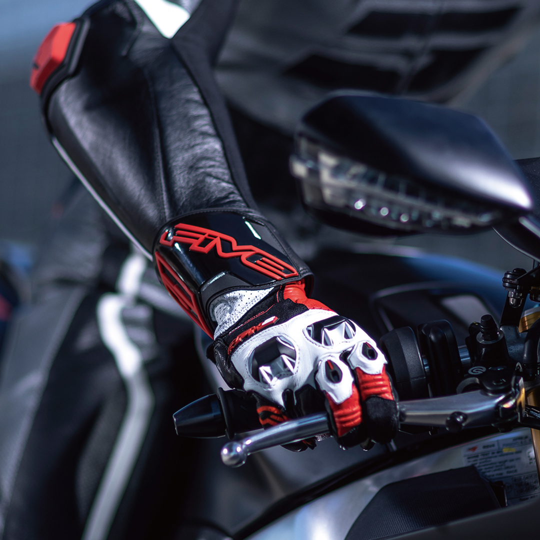 FIVE RFX2 防護賽車手套
