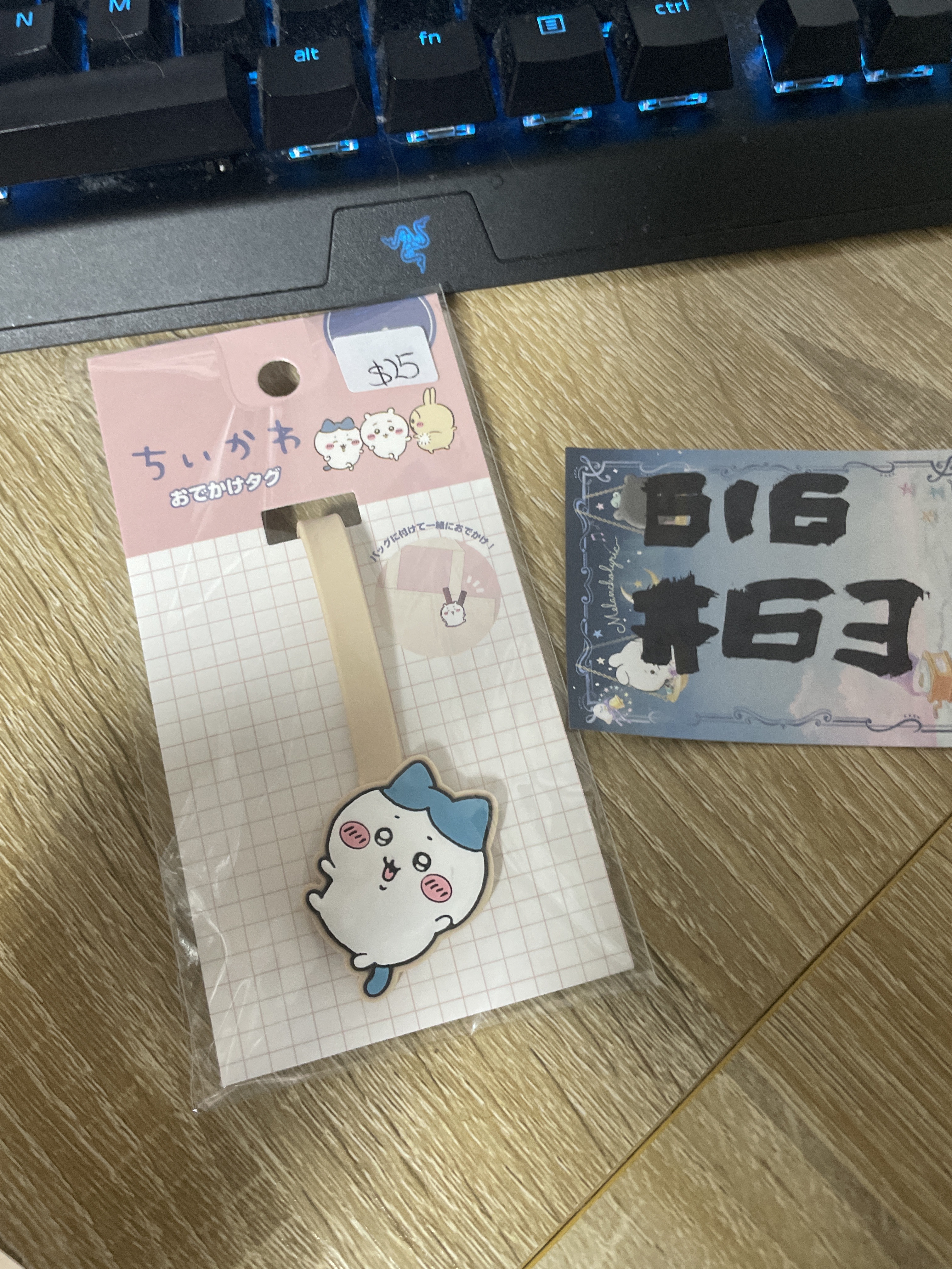 CHIIKAWA  八字貓 掛件#63