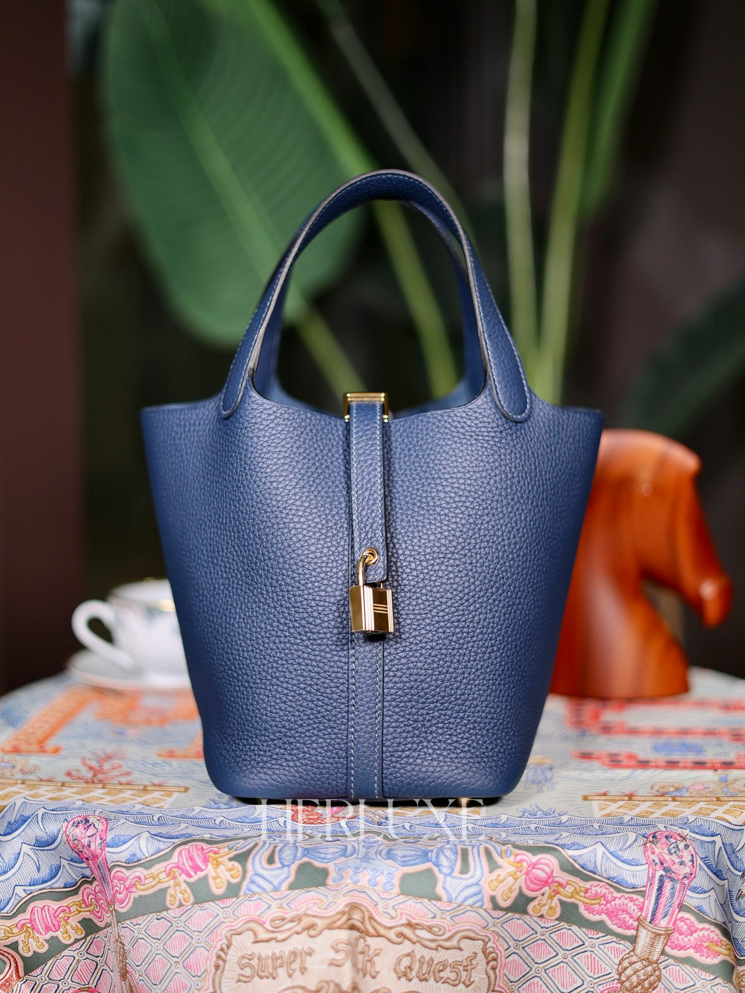 Picotin 18 7P bleu de prusse cc tc W