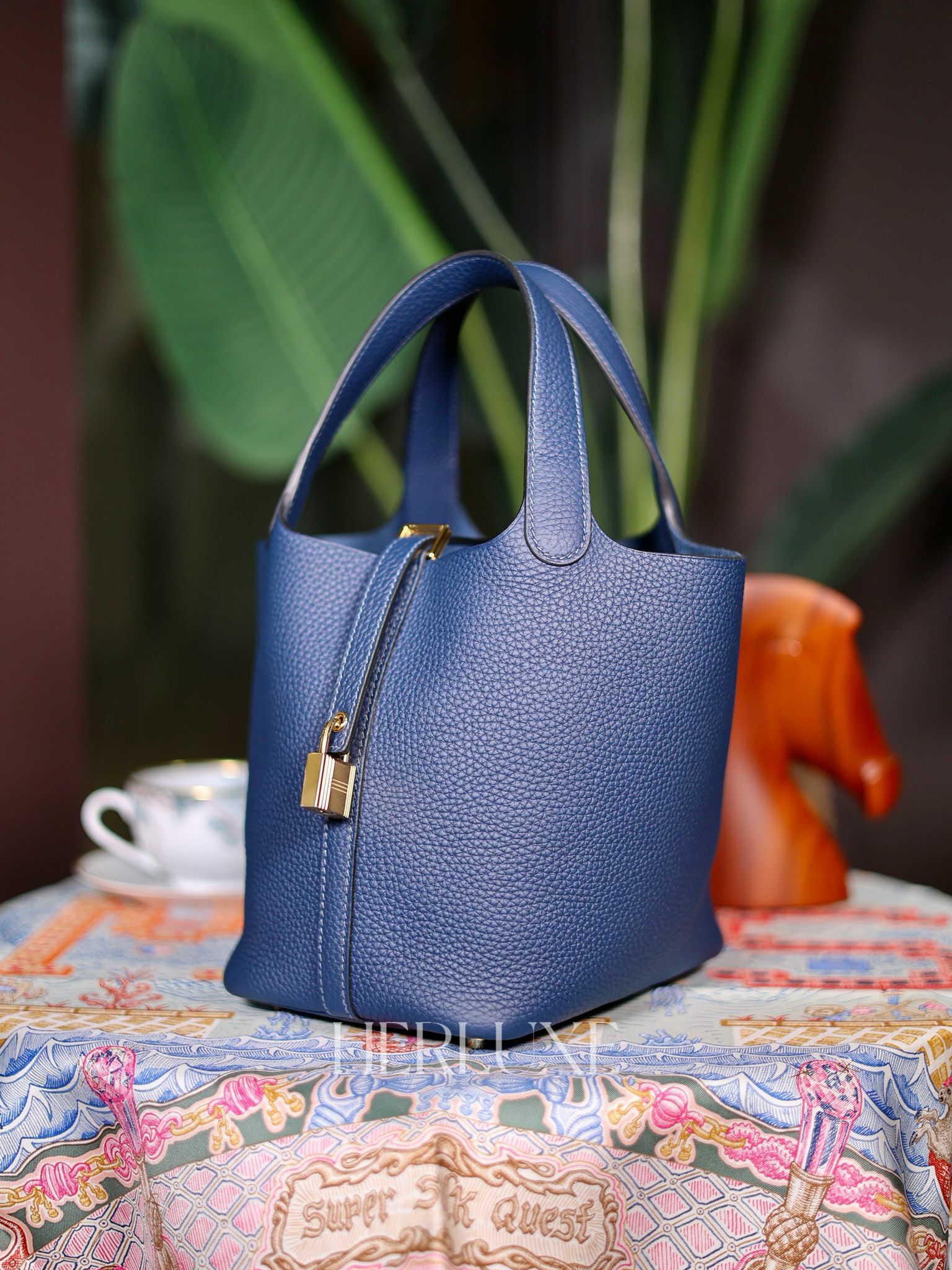 Picotin 18 7P bleu de prusse cc tc W