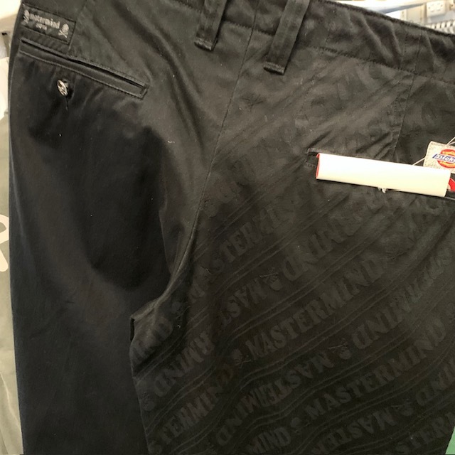 LAST SALE: Mastermind JAPAN x Dickies BLACK logo EMBROIDERED Chino Pants - IN STOCK NOW (現貨發售中)