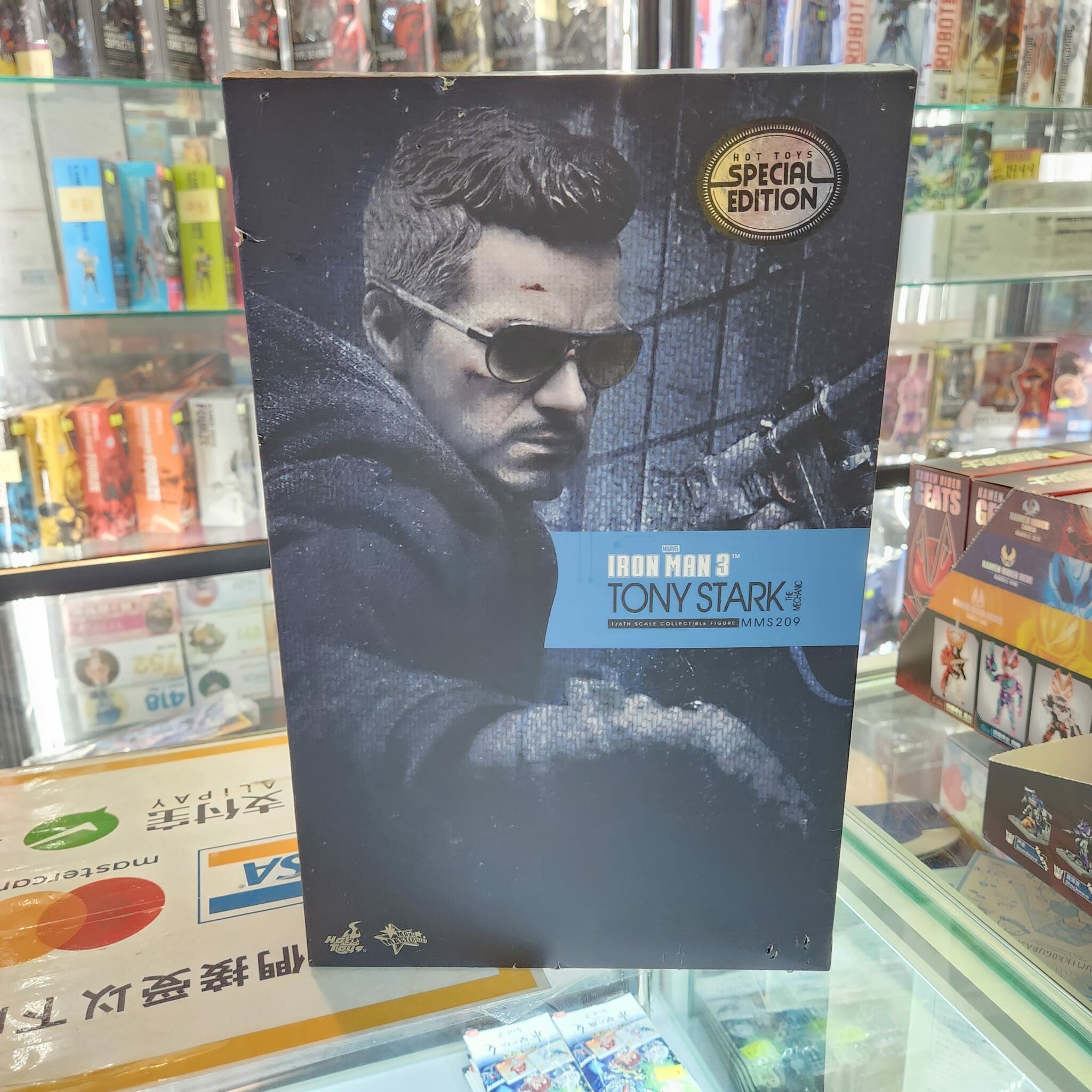Hottoys Iron Man 3 Tony Stark MMS209 (開封品 外盒受損 齊件95%新）