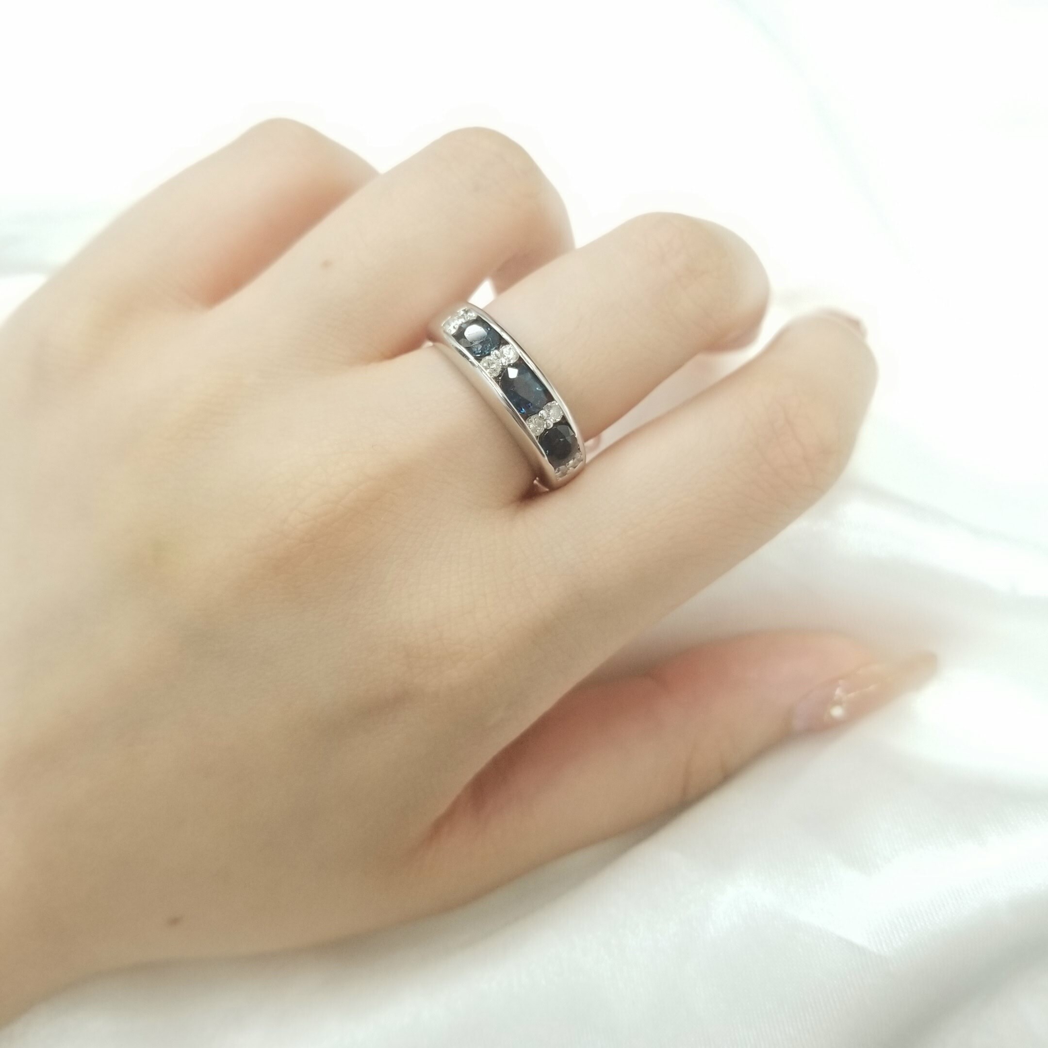 Platinum 900 White Gold 1.30ct Sapphire and Diamond Ring