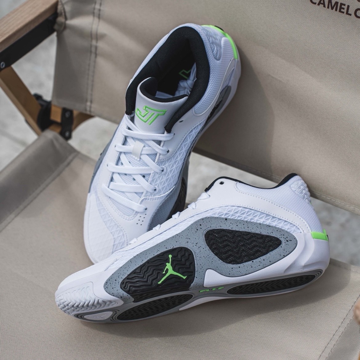 Nike Air Jordan Tatum 2 "Legacy" 白螢光 綠 喬丹 實戰籃球鞋