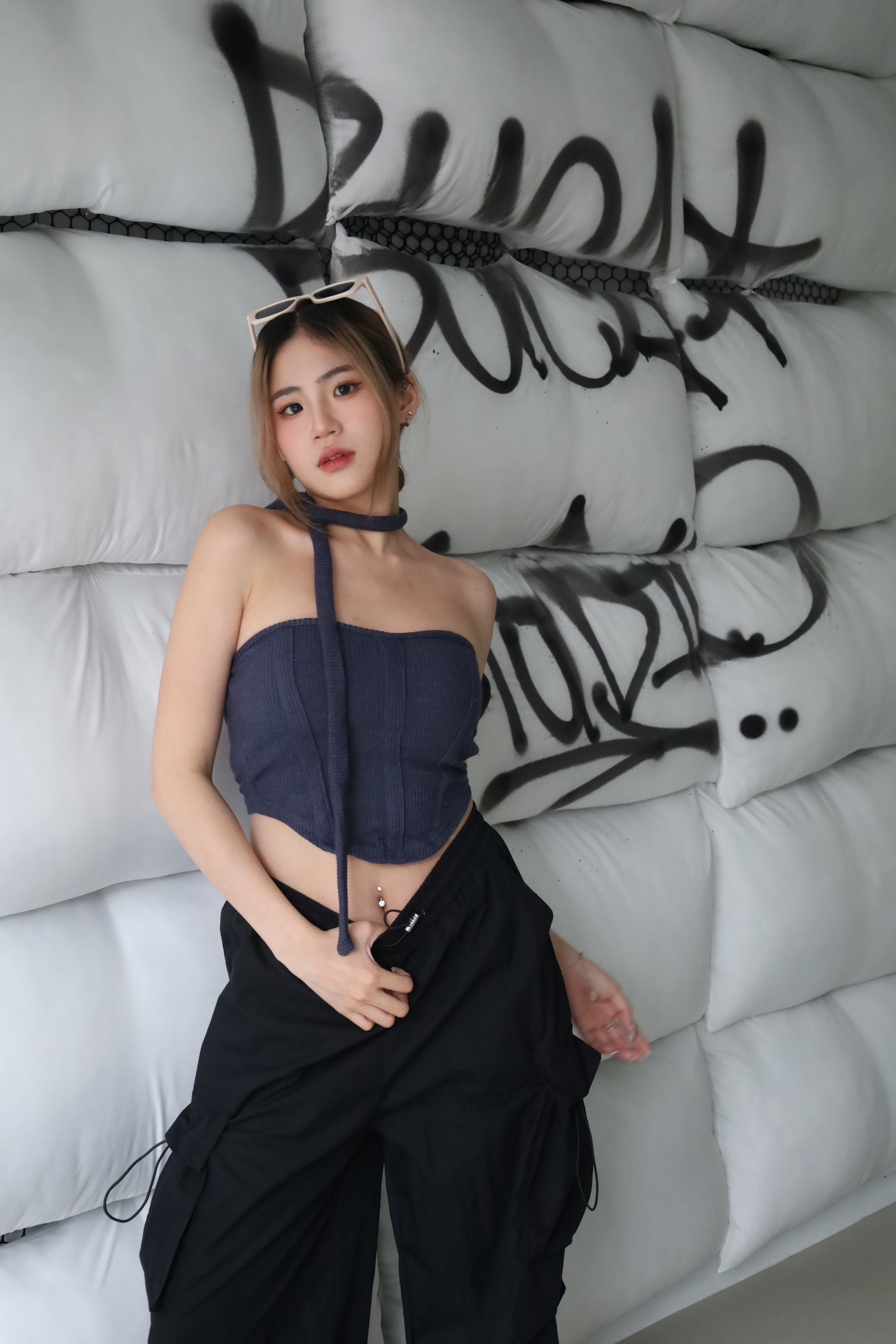 坑條綁帶馬甲上衣