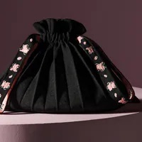 [S] PLEATS MAMA MINI BUBBLE BAG CHERRY BLOSSOM EDITION,BLACK, PM11ZW-SB07-BK1-F (SPL88)