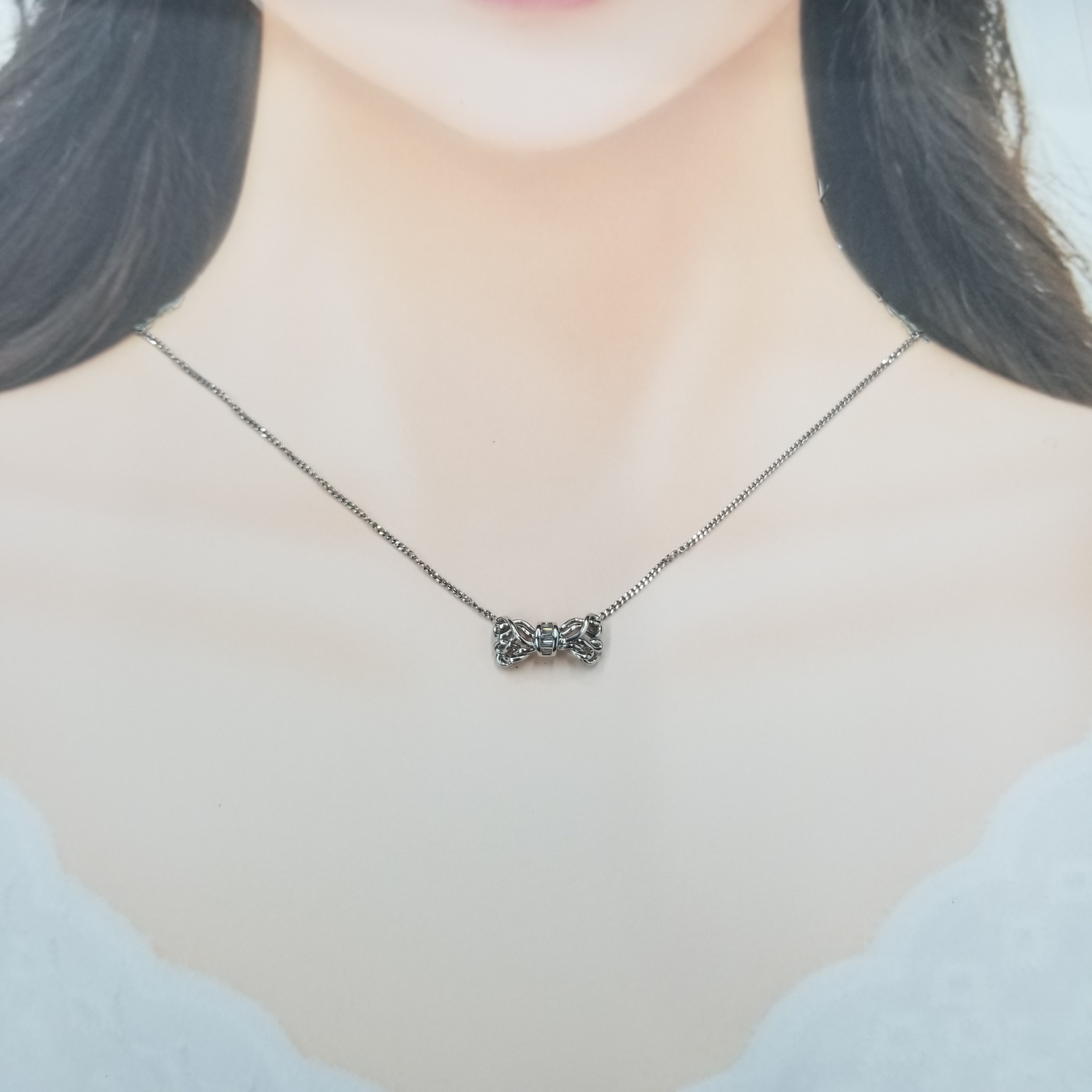 全新18K白金10份鑽石頸鍊