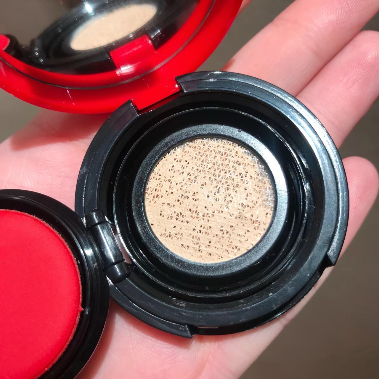 現貨 GIORGIO ARMANI 完美絲絨持久迷你小氣墊 1.7g #2