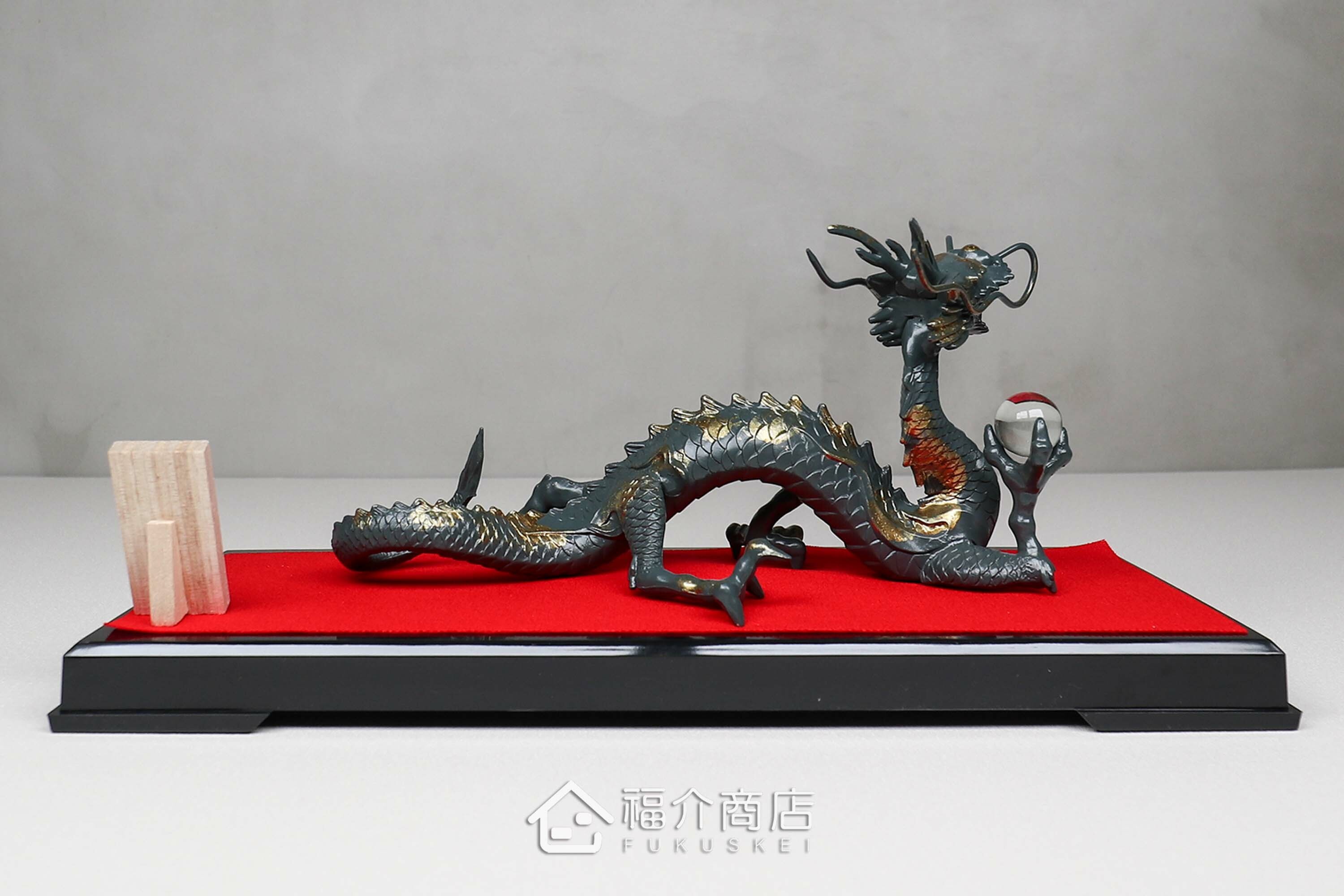 青龍造型的風水開運置物擺飾