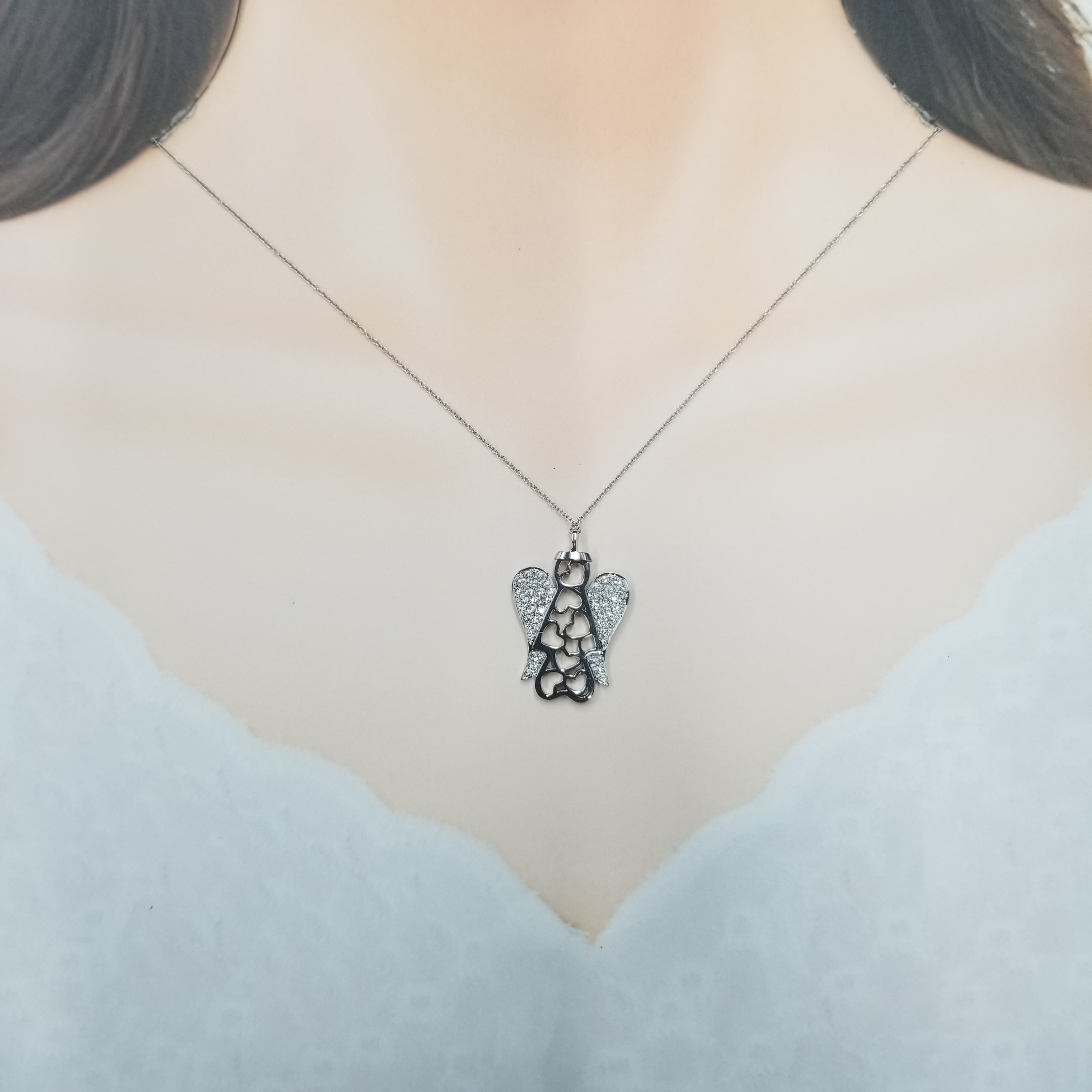 18K White Gold 0.43ct Diamond Pendant