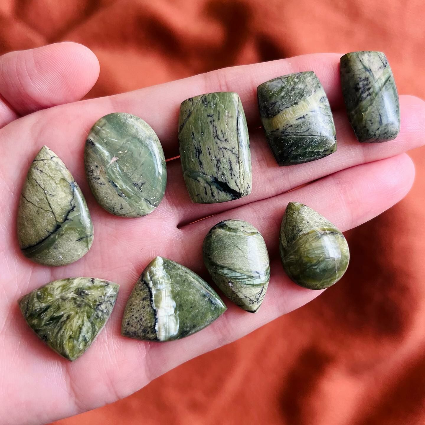 [原石] 瑞士綠蛋白石 水晶蛋面 水晶墜面