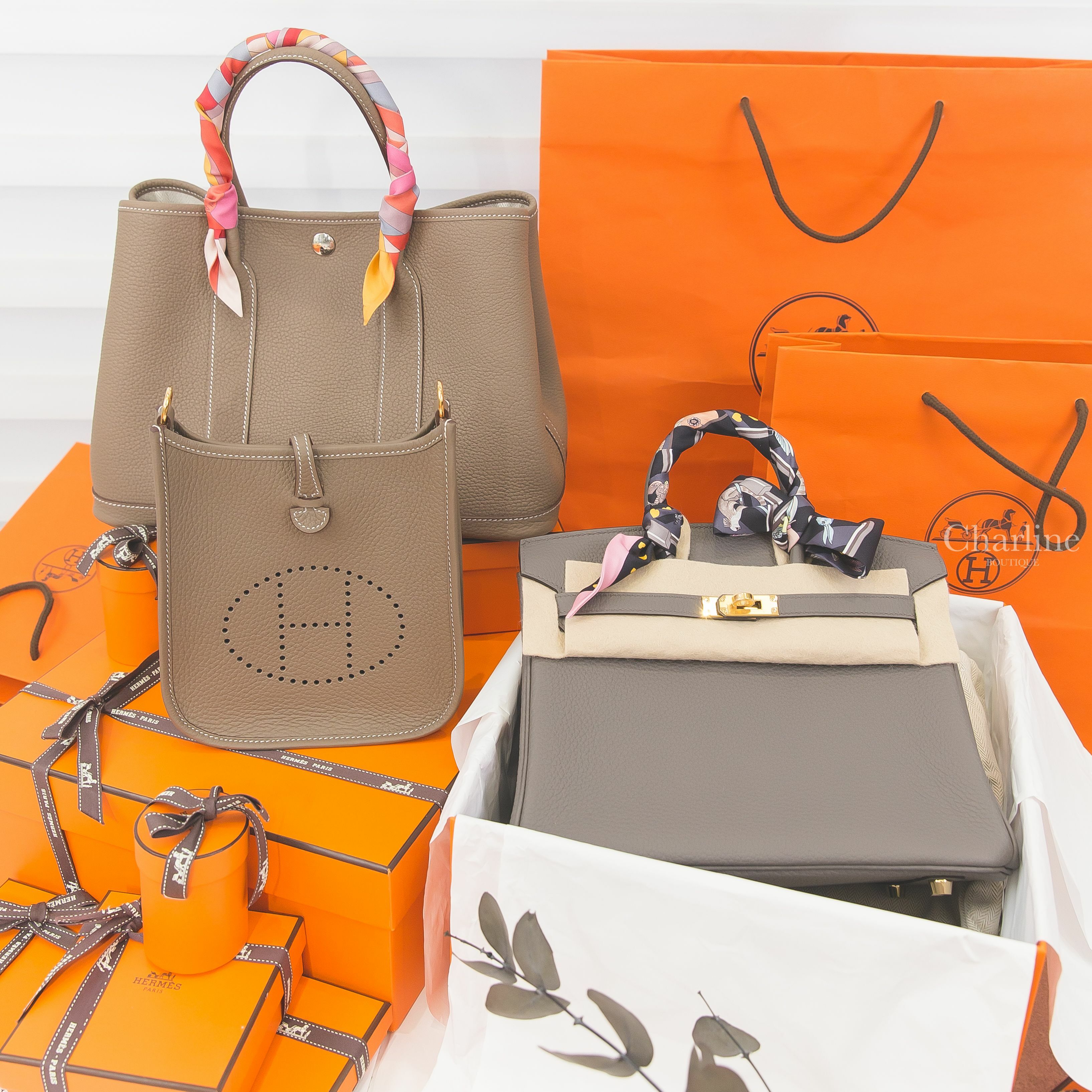 Hermès Birkin 25cm 錫器灰金釦,Evelyne 16cm 大象灰金釦,Garden Party 30cm 大象灰,Story 黑色/玫瑰色/灰色/故事愛心絲巾-Charline Boutique 精品代購