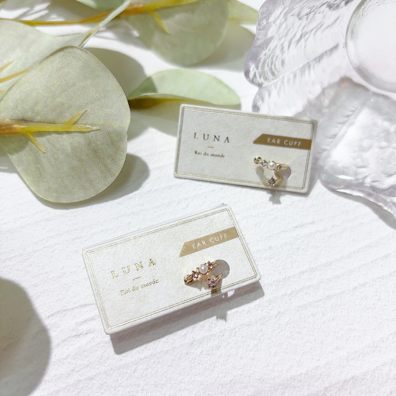 珍珠閃石耳骨夾