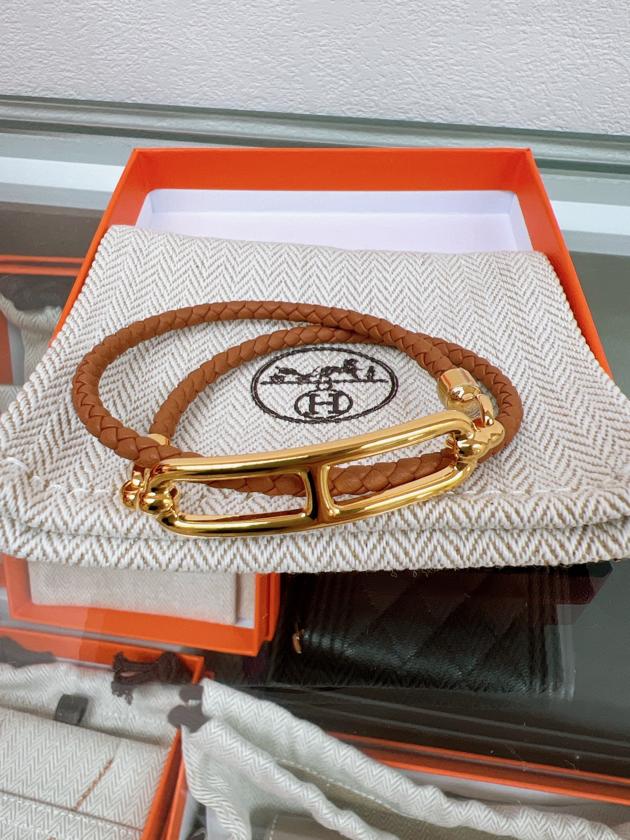 *Brand New* Hermes roulis double tour bracelet T2 (gold GHW)