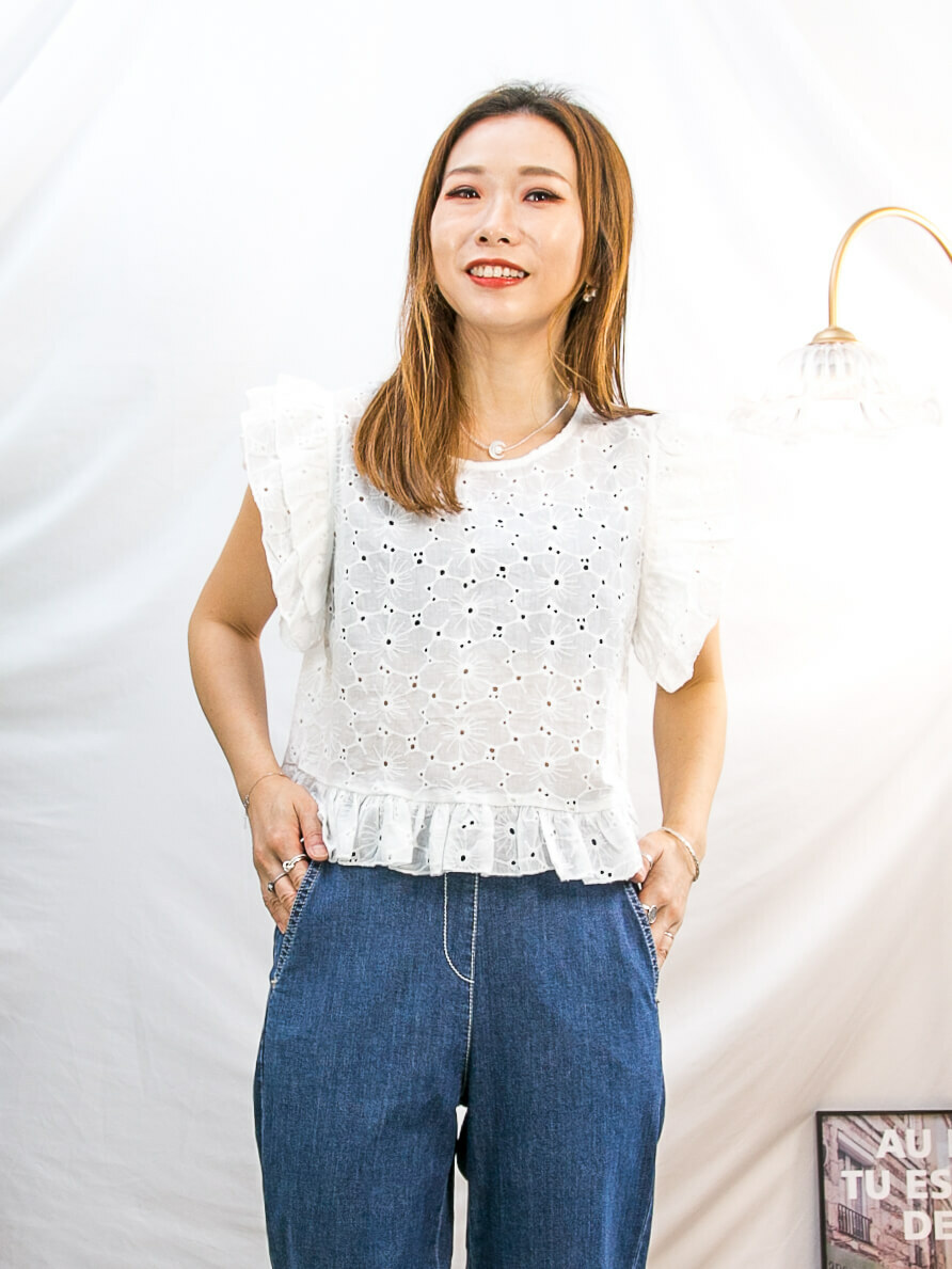 後領拉鏈 ‧ 通花刺繡麻棉料TOP【2411-1215】