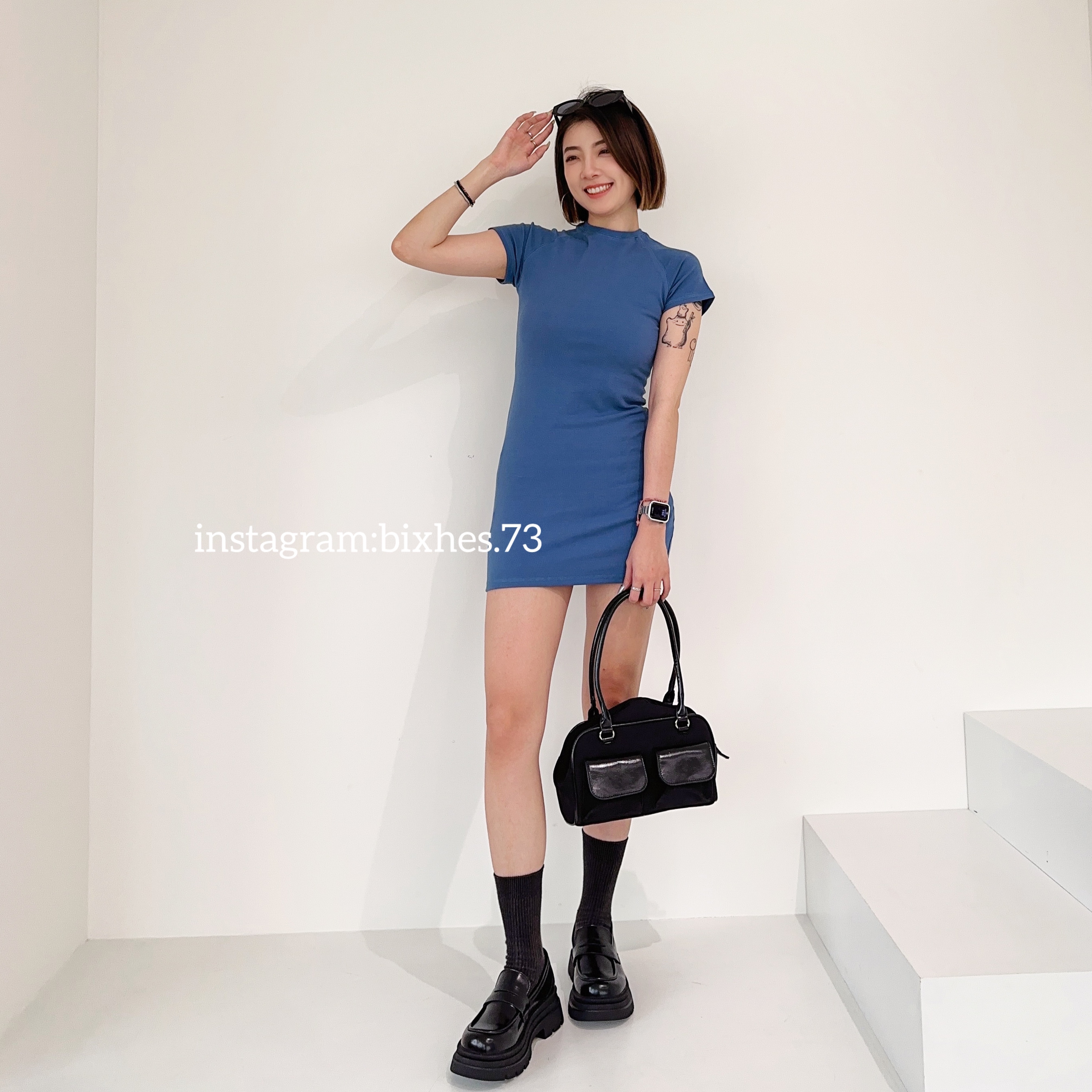 同色系車線連身裙(D00029)