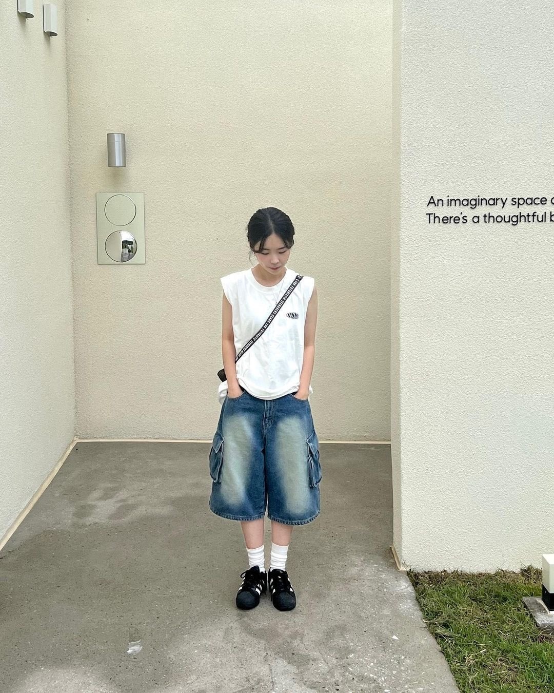 (現貨) [5分褲] AVANDRESS - Wide Cargo Half Denim Pants (BLUE)