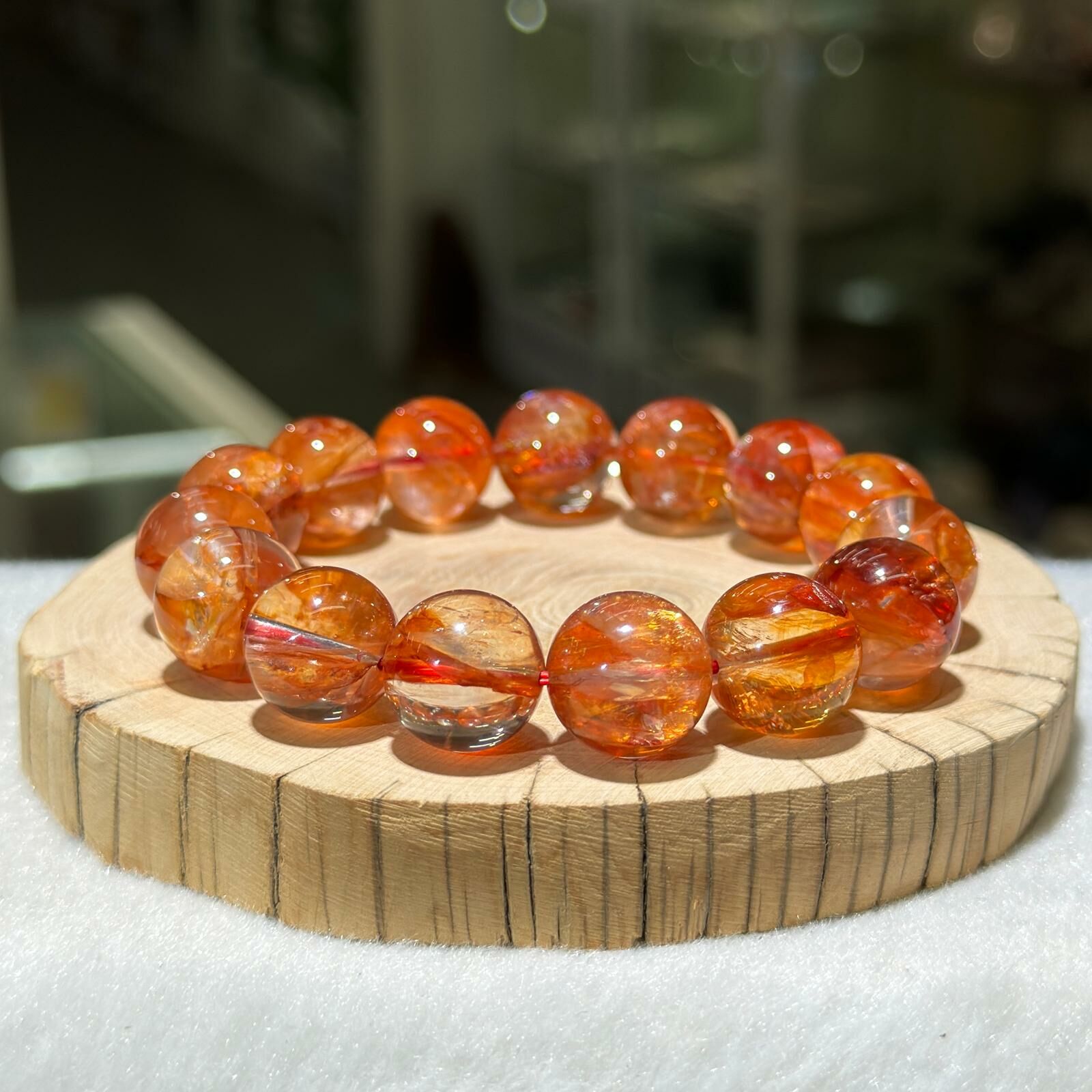 大m💫紅膠花手串 14 mm +/-