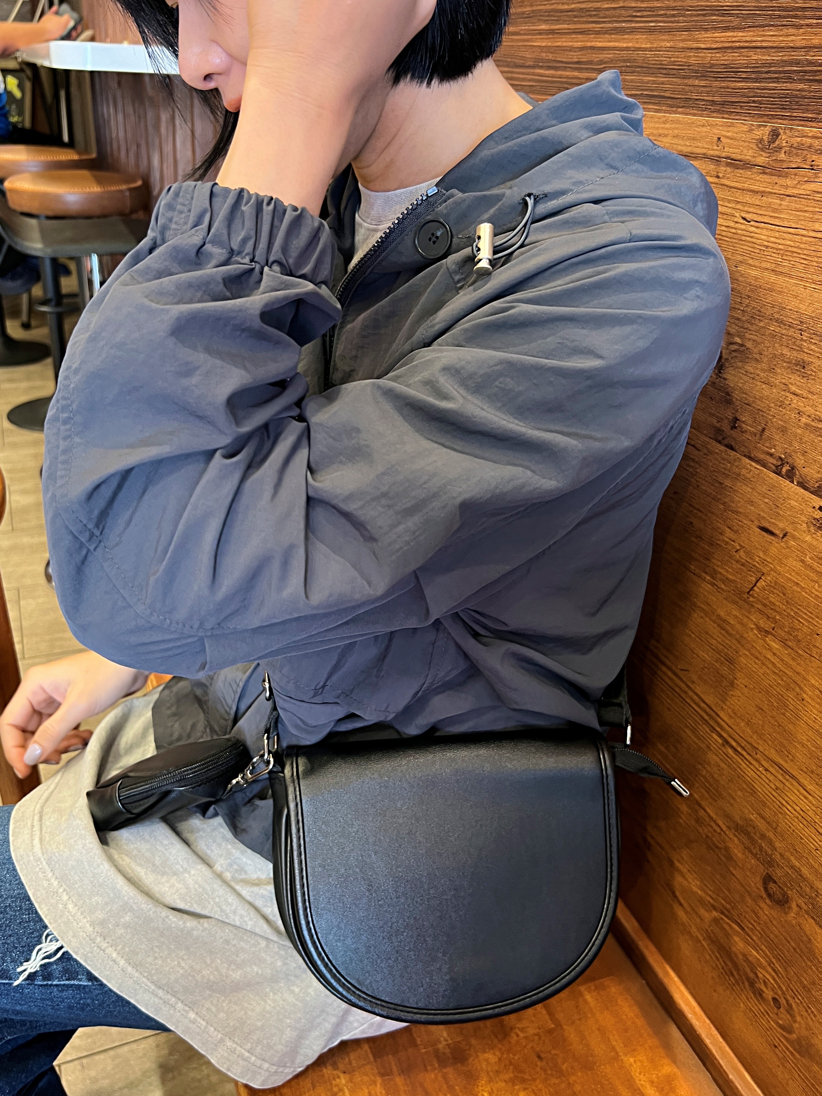 正韓ONNI好質感圓弧皮革小包