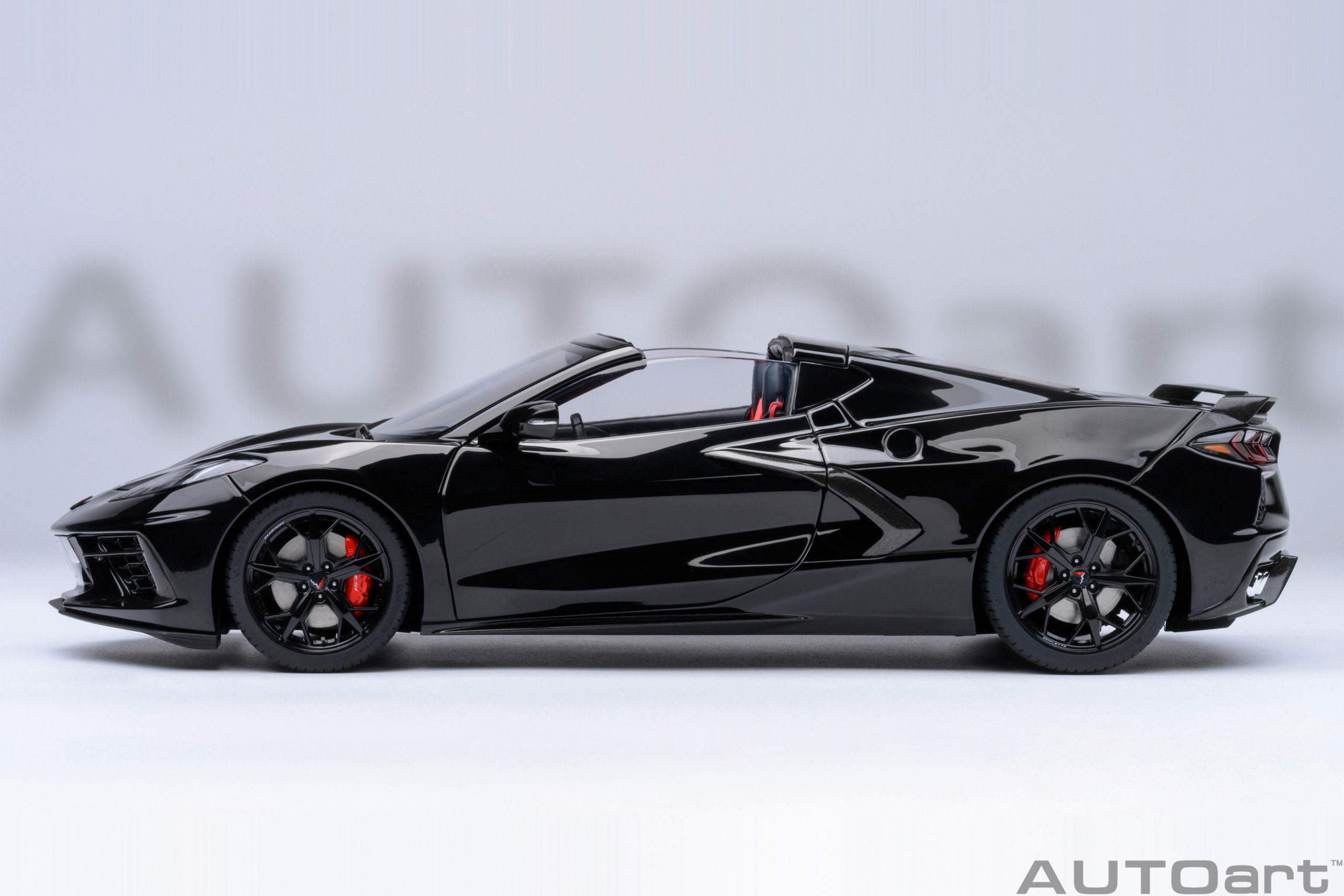 預訂(訂金$300) (預訂價$1512) :1/18 AUTOART Chevrolet Corvette C8 Stingray Z51 (Black) (71280)