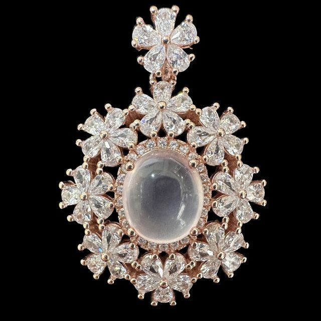 T28粉晶雪花玫瑰金吊墜