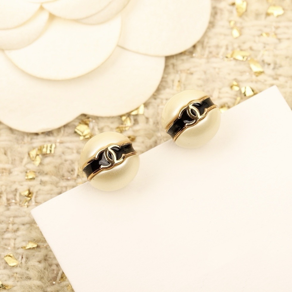 香奶奶珍珠黑金小雙c定製耳釘