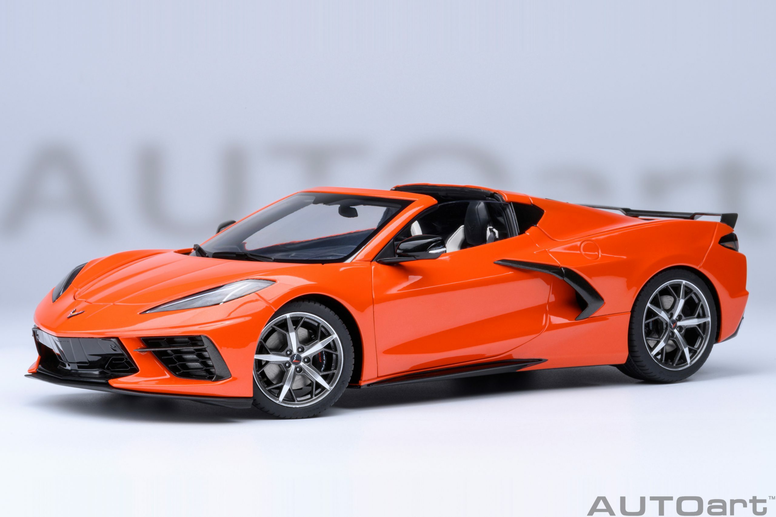 預訂(訂金$300) (預訂價$1512) :1/18 AUTOART Chevrolet Corvette C8 Stingray Z51 (Sebring Orange) (71283)