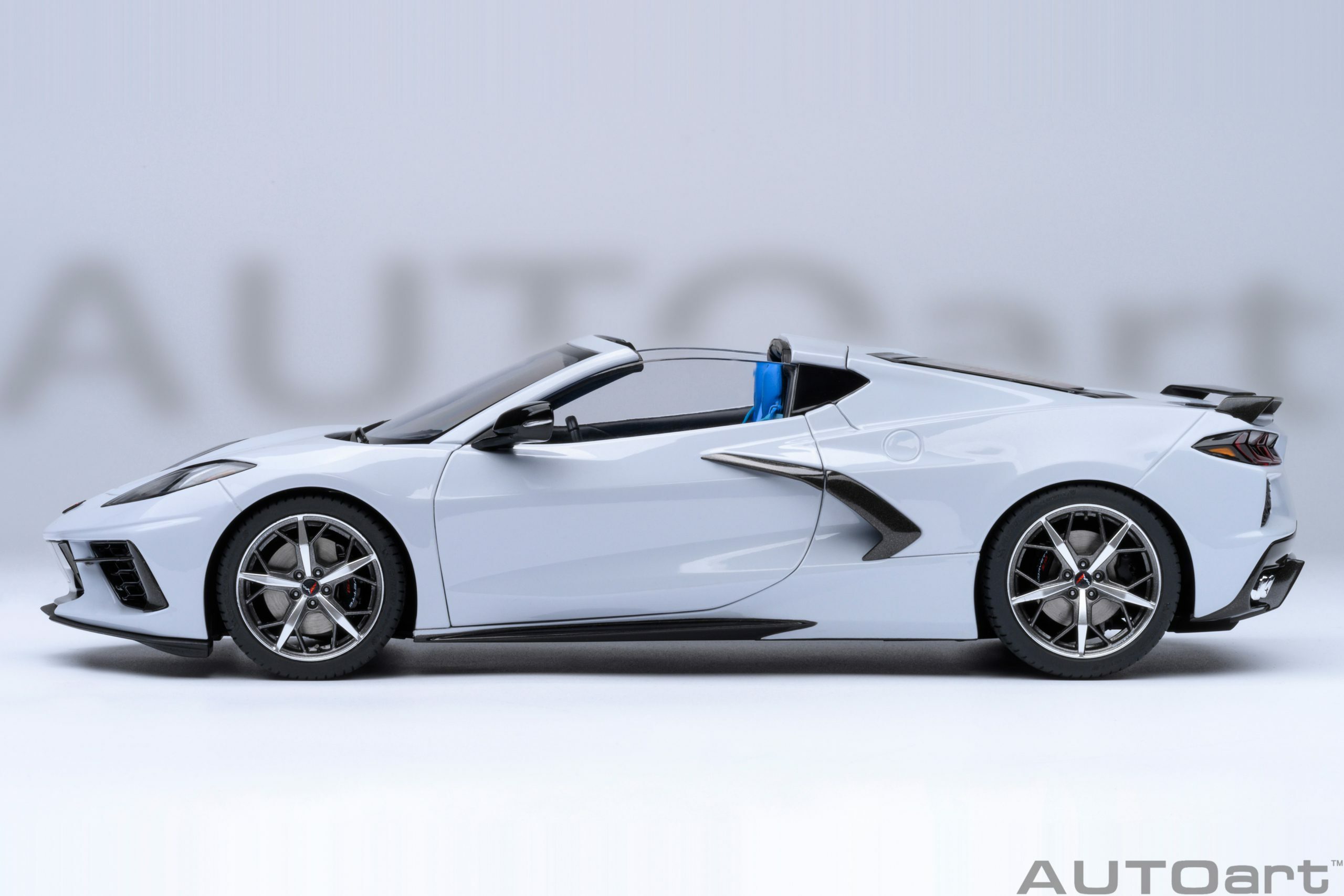預訂(訂金$300) (預訂價$1512) :1/18 AUTOART Chevrolet Corvette C8 Stingray Z51 (Ceramic Matrix Grey Metallic) (71284)