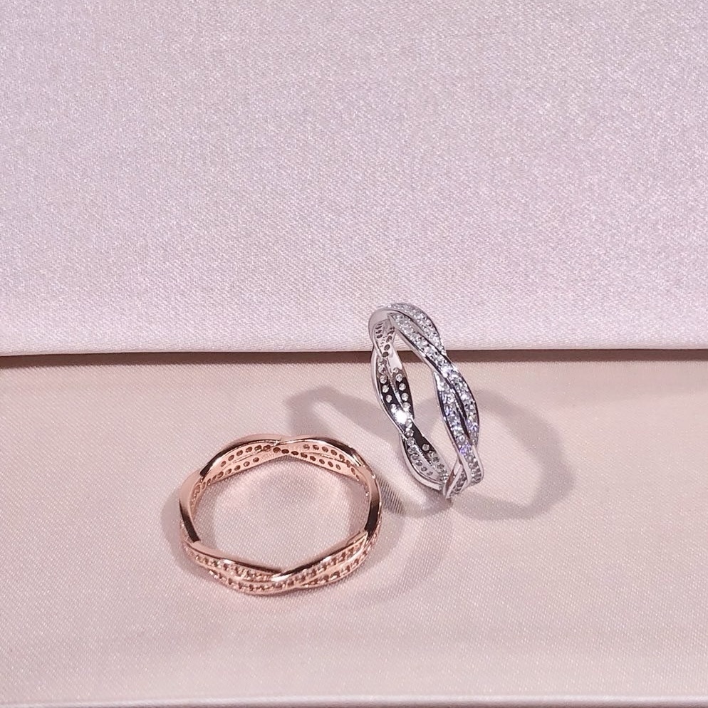 18k 命運之輪編織定製細鑽戒