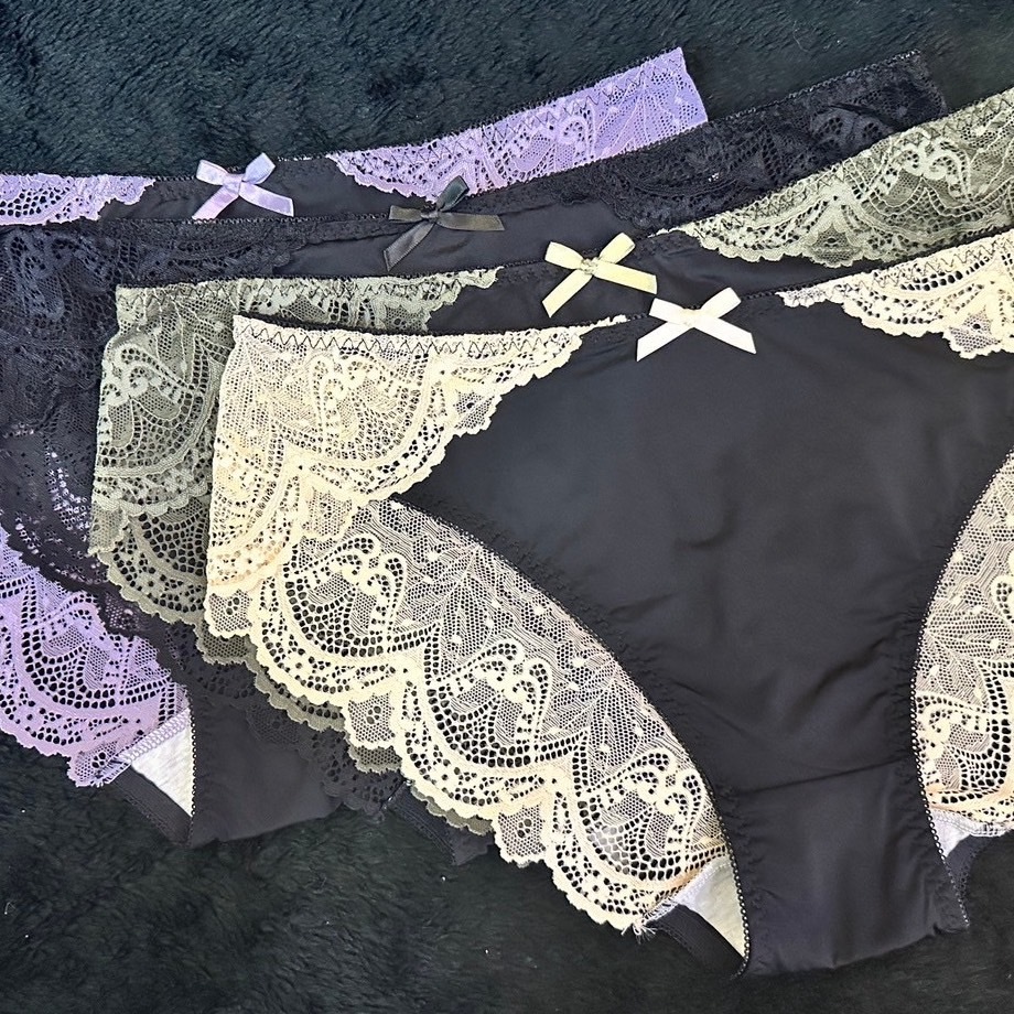撞色蕾絲無痕內褲